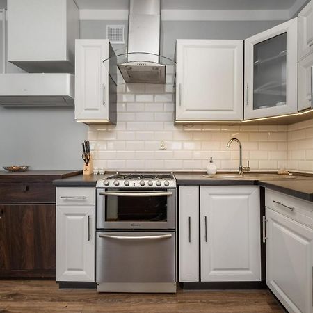Market Square Corner Apartment Kuznicza By Noclegi Renters Вроцлав Екстериор снимка