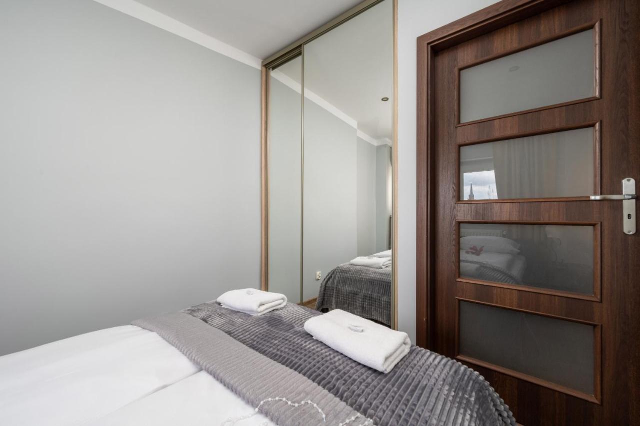 Market Square Corner Apartment Kuznicza By Noclegi Renters Вроцлав Екстериор снимка